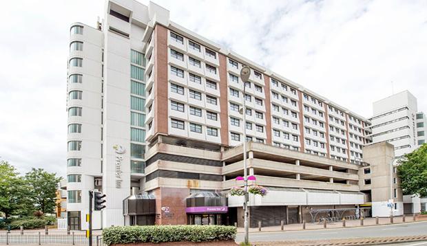 Premier Inn London Kingston Upon Thames Kingston upon Thames (Greater London) Exterior foto